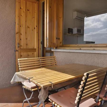 Apartman Orizzonti 21 *